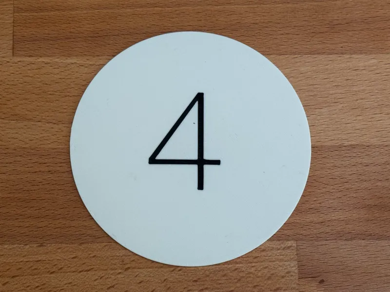 Baby month photo number sign