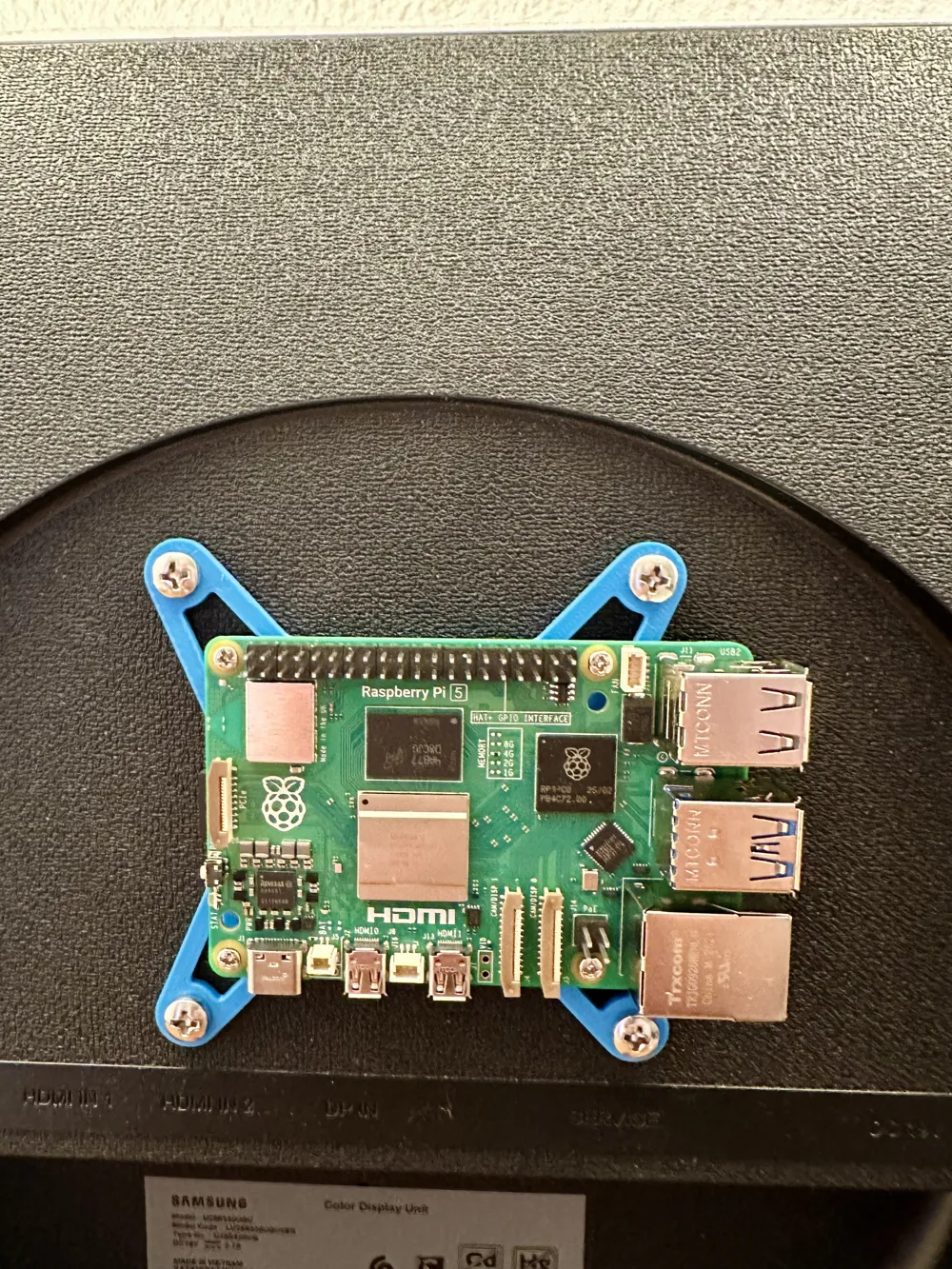 Raspberry Pi Vesa Mount 75mm and 100mm version - Free 3D Print Model ...