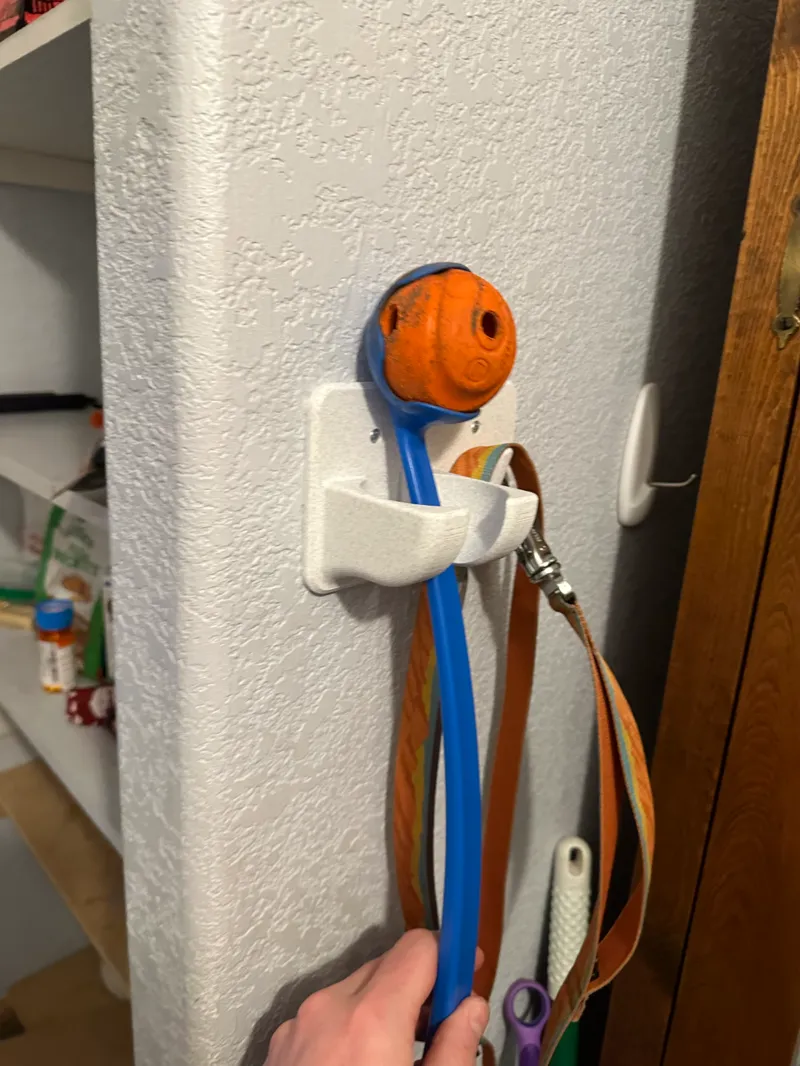 Chuckit Wall Mount