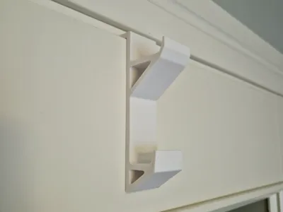 Clothes door hanger
