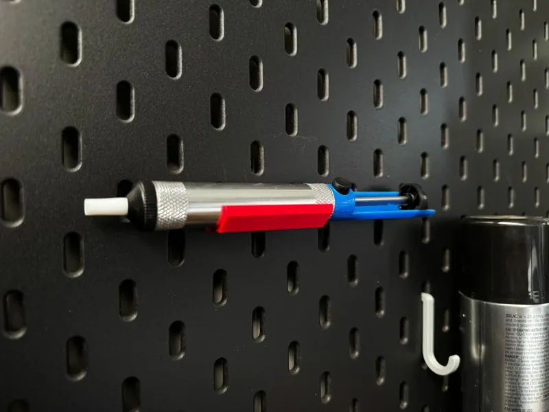 Skadis desoldering pump holder (horizontal)