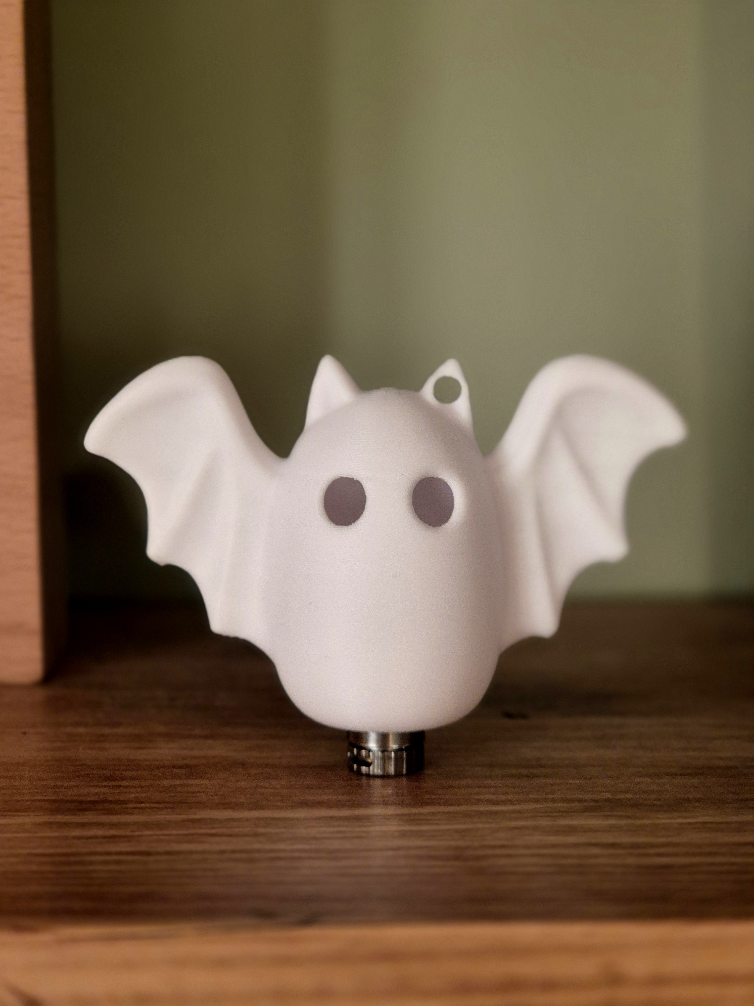 Modular Hanging Book Decor | Bat Ghost lamp - 1