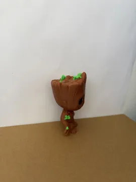 Modelo para impresión 3D: Cute Groot – Little Tree Guardian — vista de referencia 4