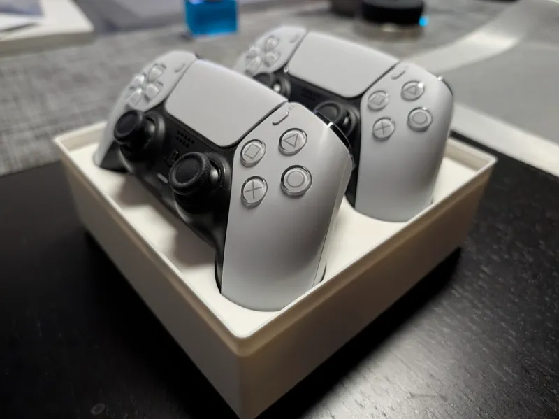 Dual DualSense holder Gridfinity
