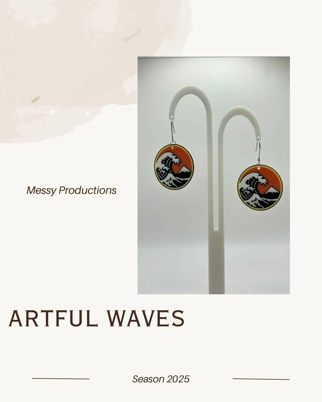 Japan waves Earrings view 2