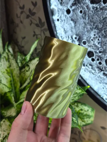 Modelo para impresión 3D: Wavy 200ml — vista de referencia 2