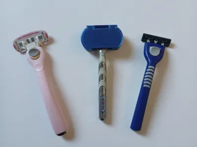 Universal Razor Cover - Filament Hinge