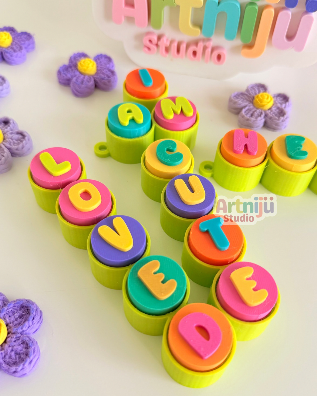 ROUND CIRCLE NAME LETTERS CLICKER BAG CHARM - 1