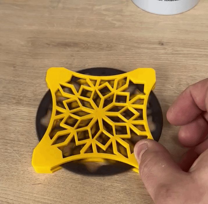 Kinetic Coaster, fidget coaster, ideal for brews 