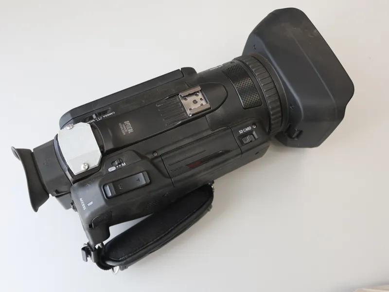 Canon XA70 dust cover