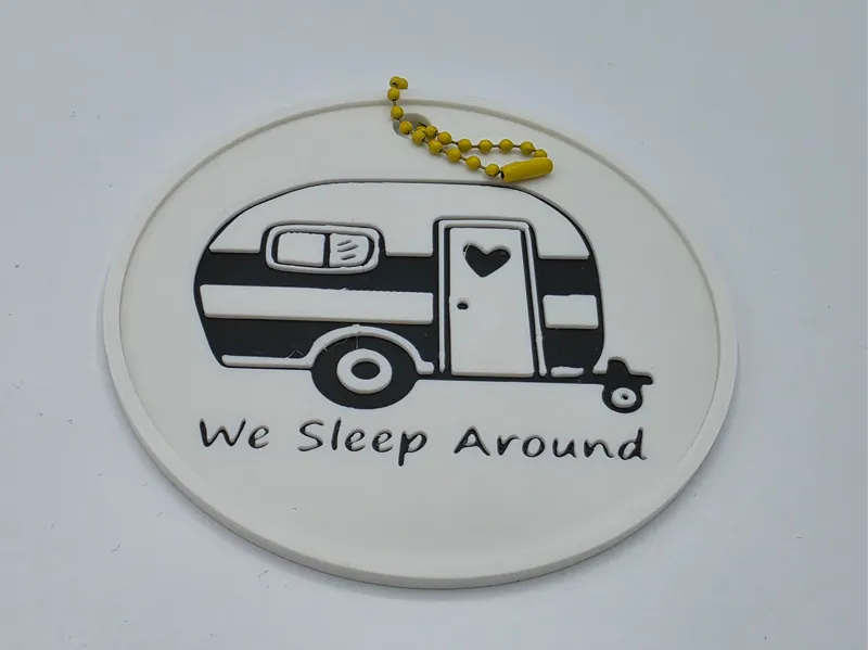 Camping Aufhänger - Camper - We sleep around
