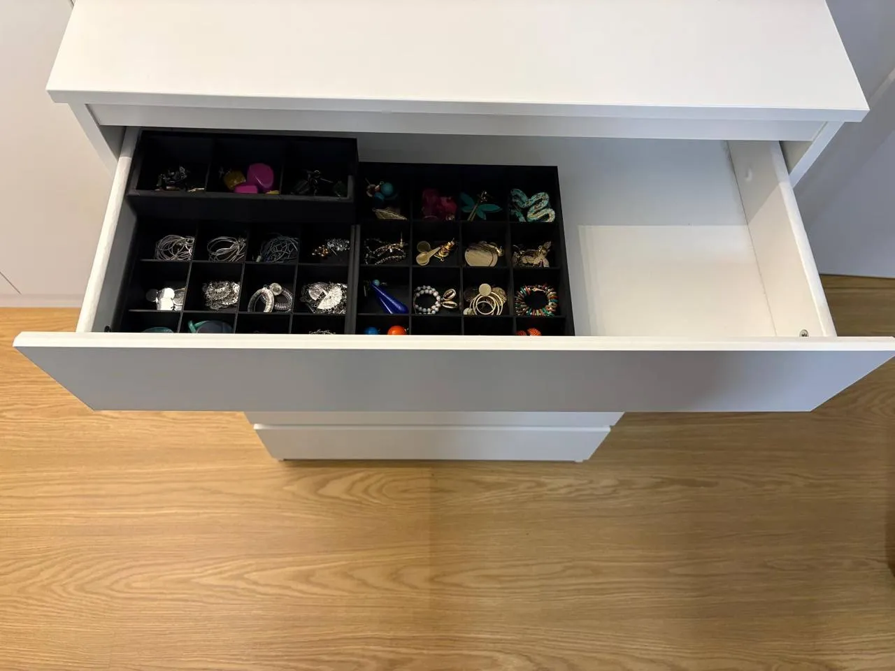 Earrings box IKEA KULLEN view 4