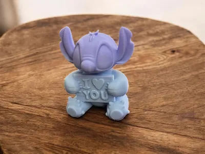 Stitch "I <3 You" Alien Figurine 