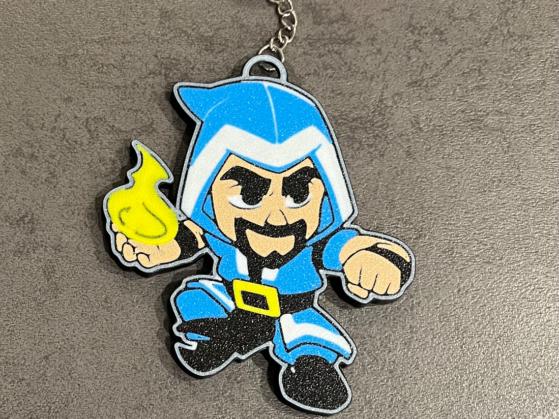 Clash Royale’s legendary Wizard, keychain