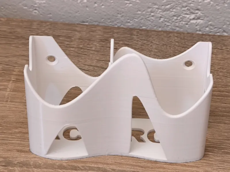 Stylische Wandhalterung für Fernbedienungen