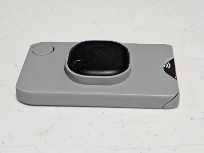 Cascade Wallet V2 with Samsung SmartTag+ Holder