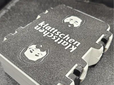 Snap-Lock Card Box for Klatschen