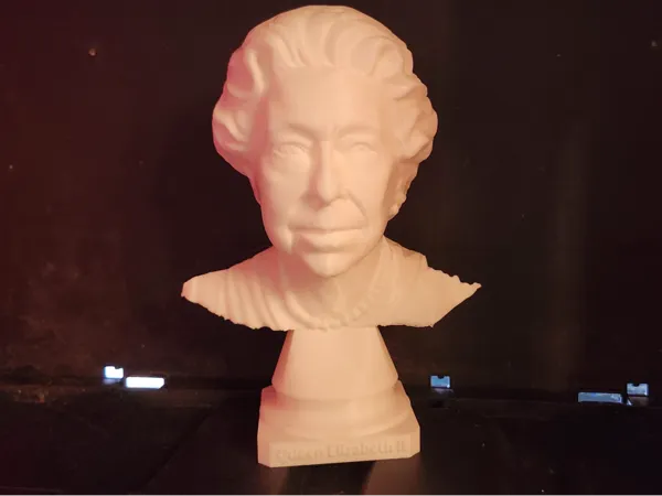 Buste de la reine Elizabeth II