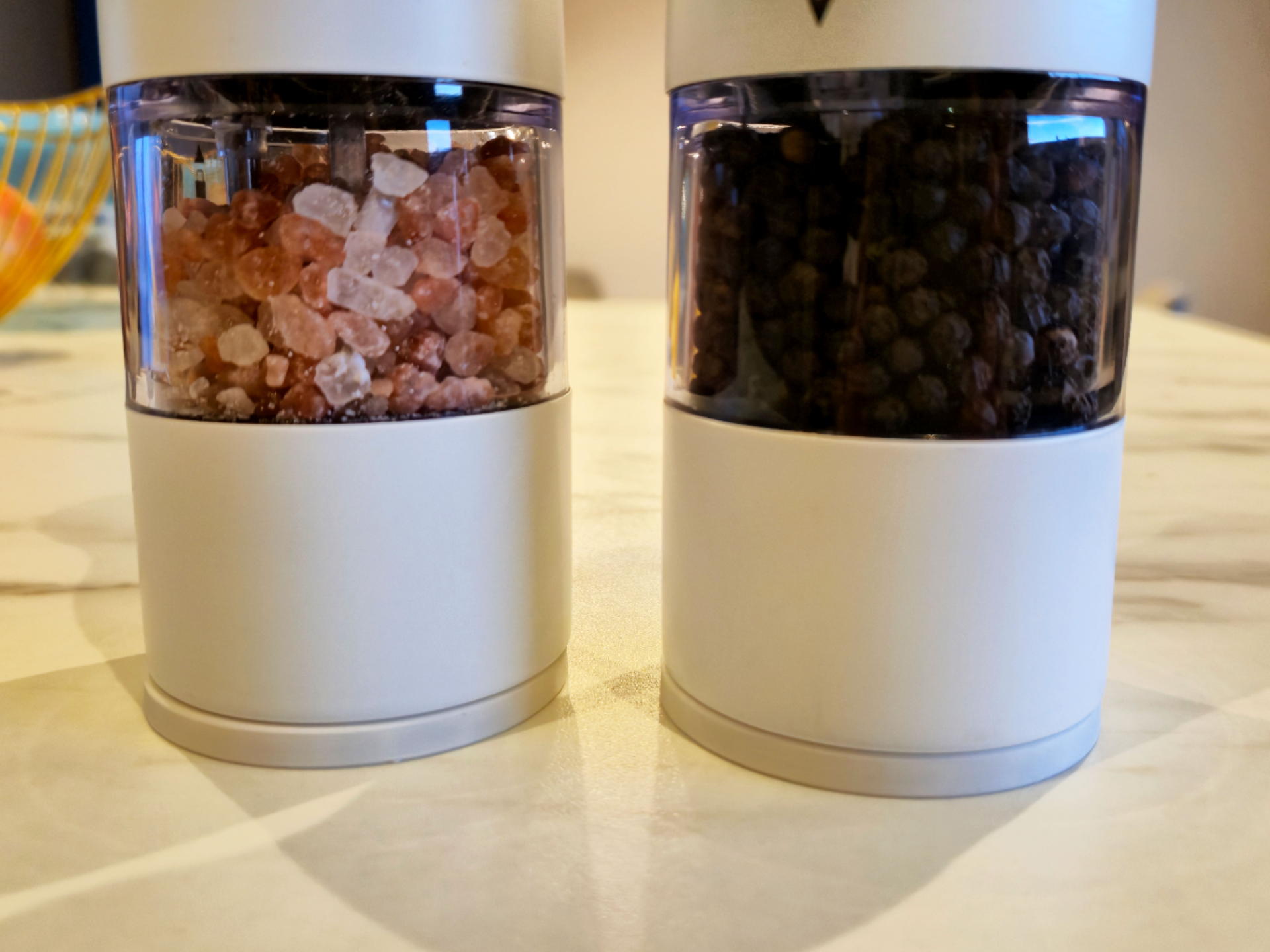 Silvercrest salt and peper shaker resting caps