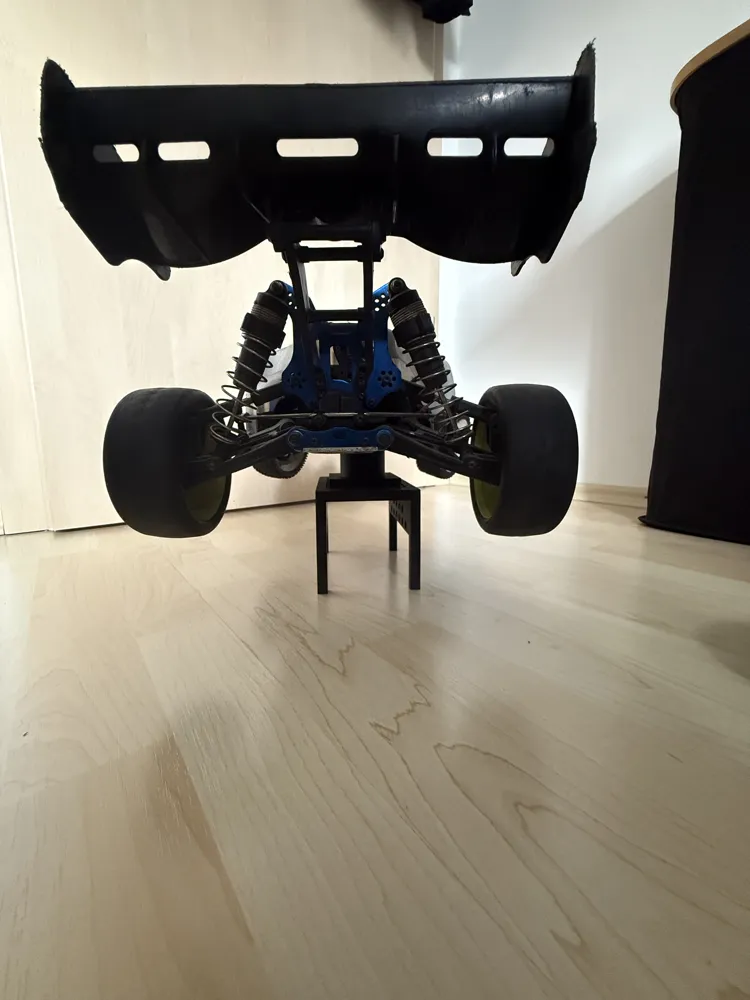 Rotating RC Car Stand 1/8 1/10 1/12 - Free 3D Print Model - MakerWorld