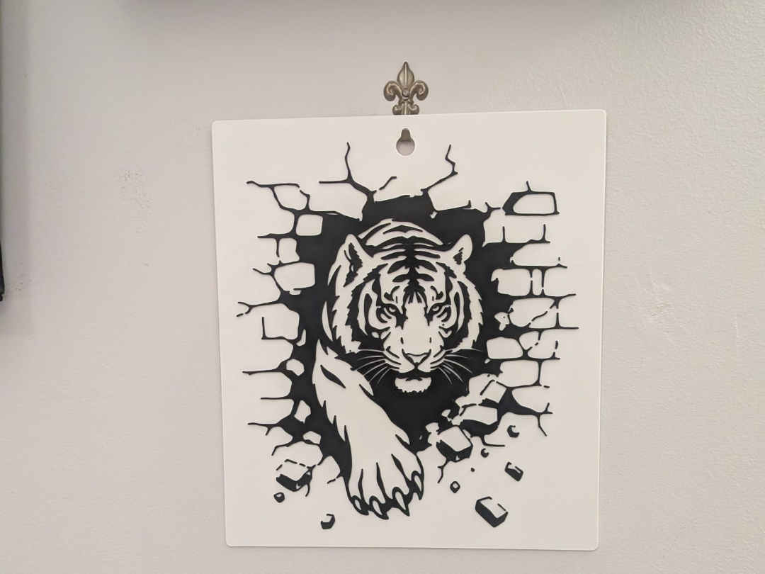 Wall Breaker Tiger