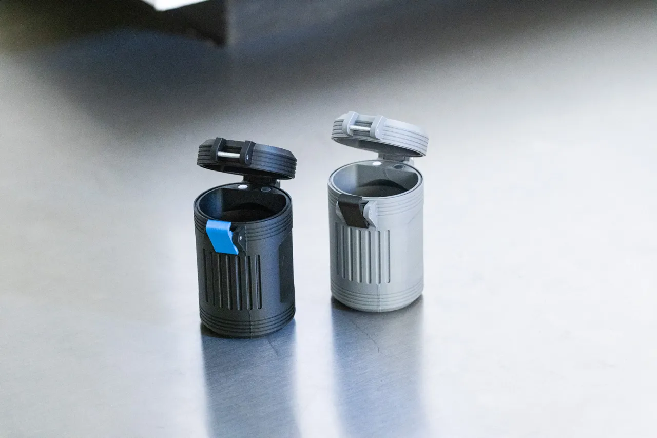 Mag Flip Case Round view 4