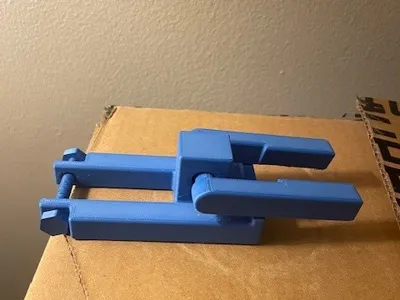 Gate Clip V 2.0 Print in Place