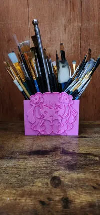 Pot à crayons fille kawaii — photo 1