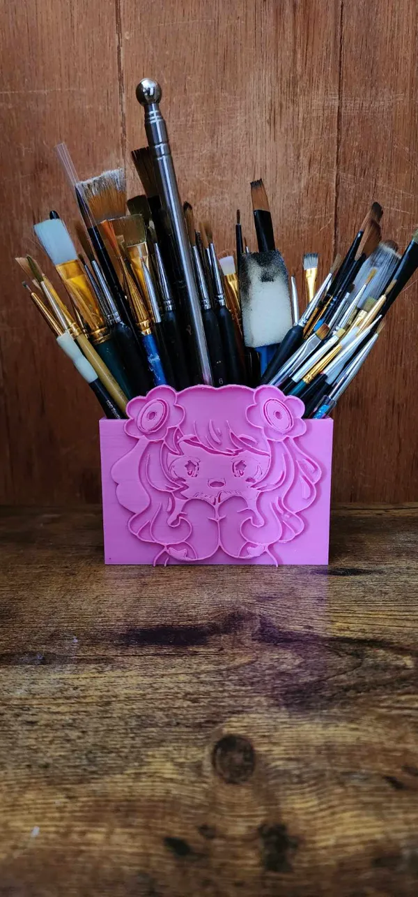 Pot à crayons fille kawaii