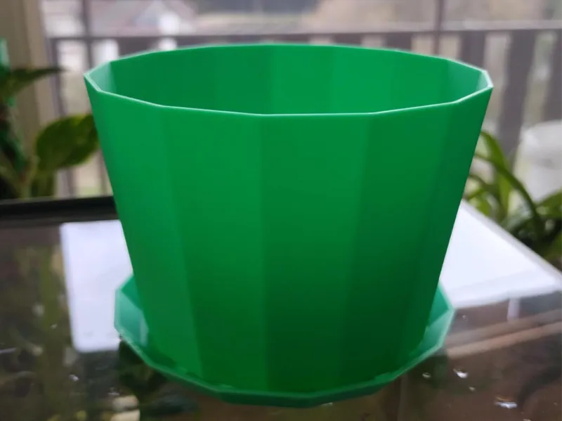 DryFlow 15-Sided Flower Pot