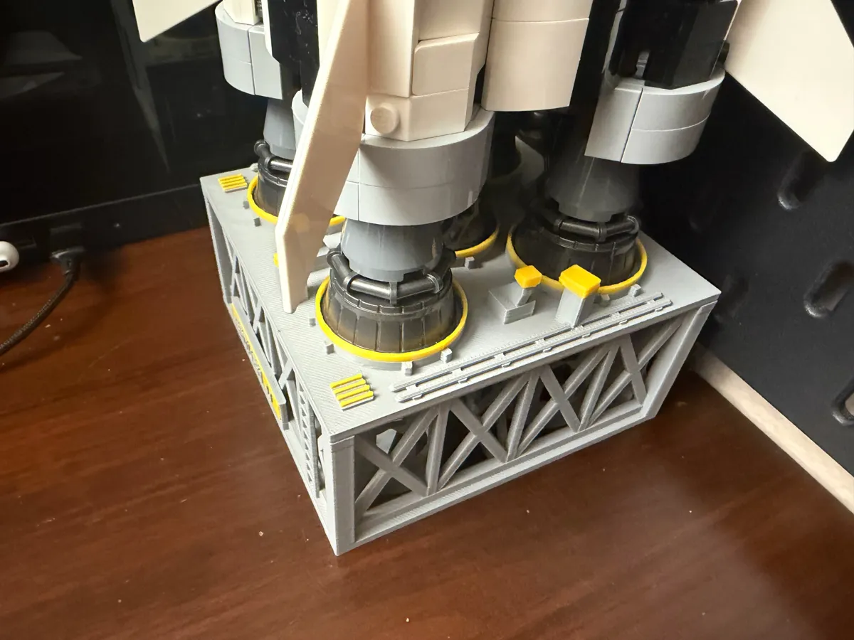 Saturn V Launch Pad Display Stand – Support-Free - Free 3D Print Model ...