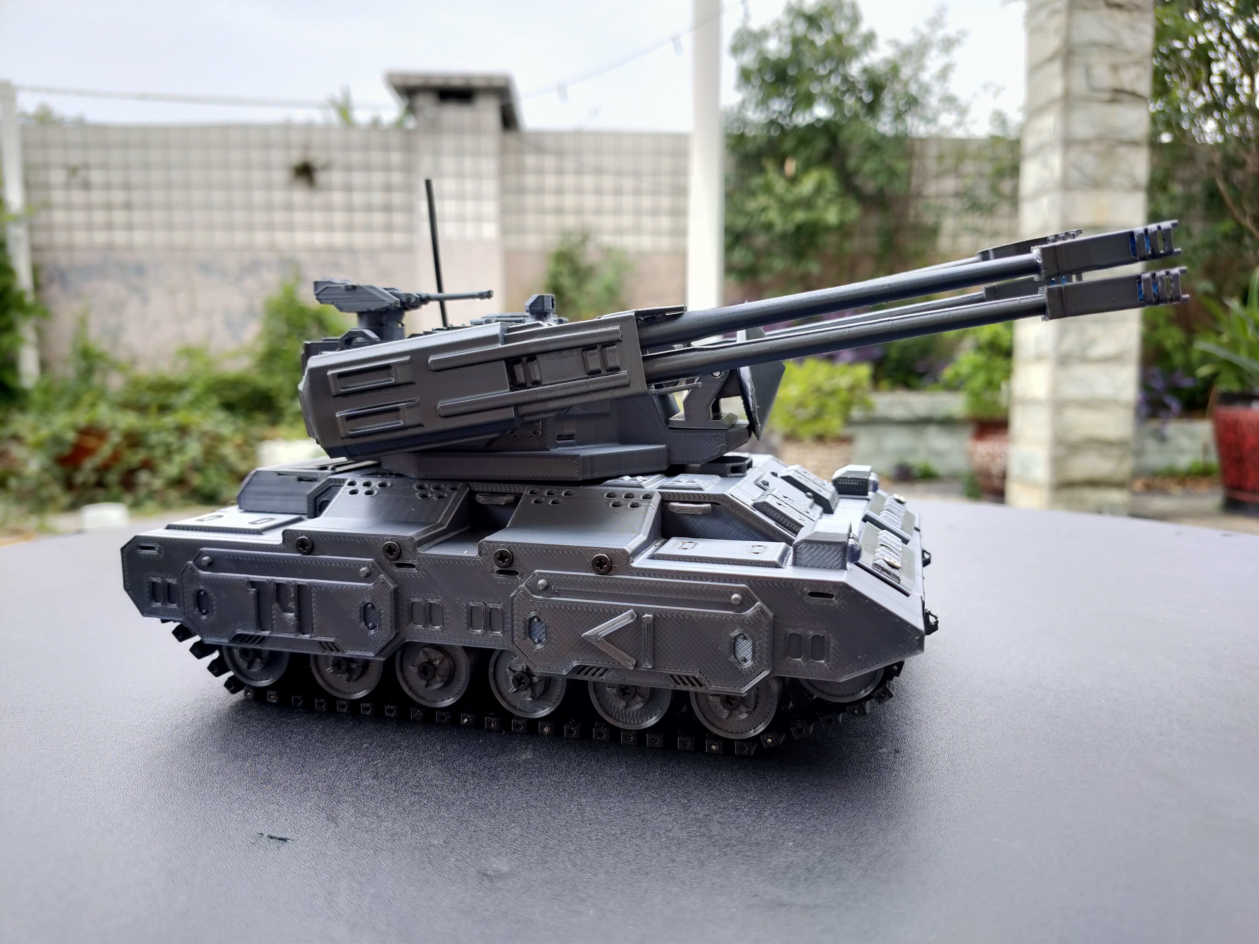 Miniatura 5 do modelo 3D 科幻坦克系列#2—防空坦克