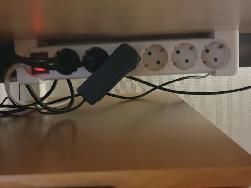 Power strip holder, 90degree 