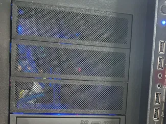 Universal PC Case Drive Bay Cover 5,25" with Mesh