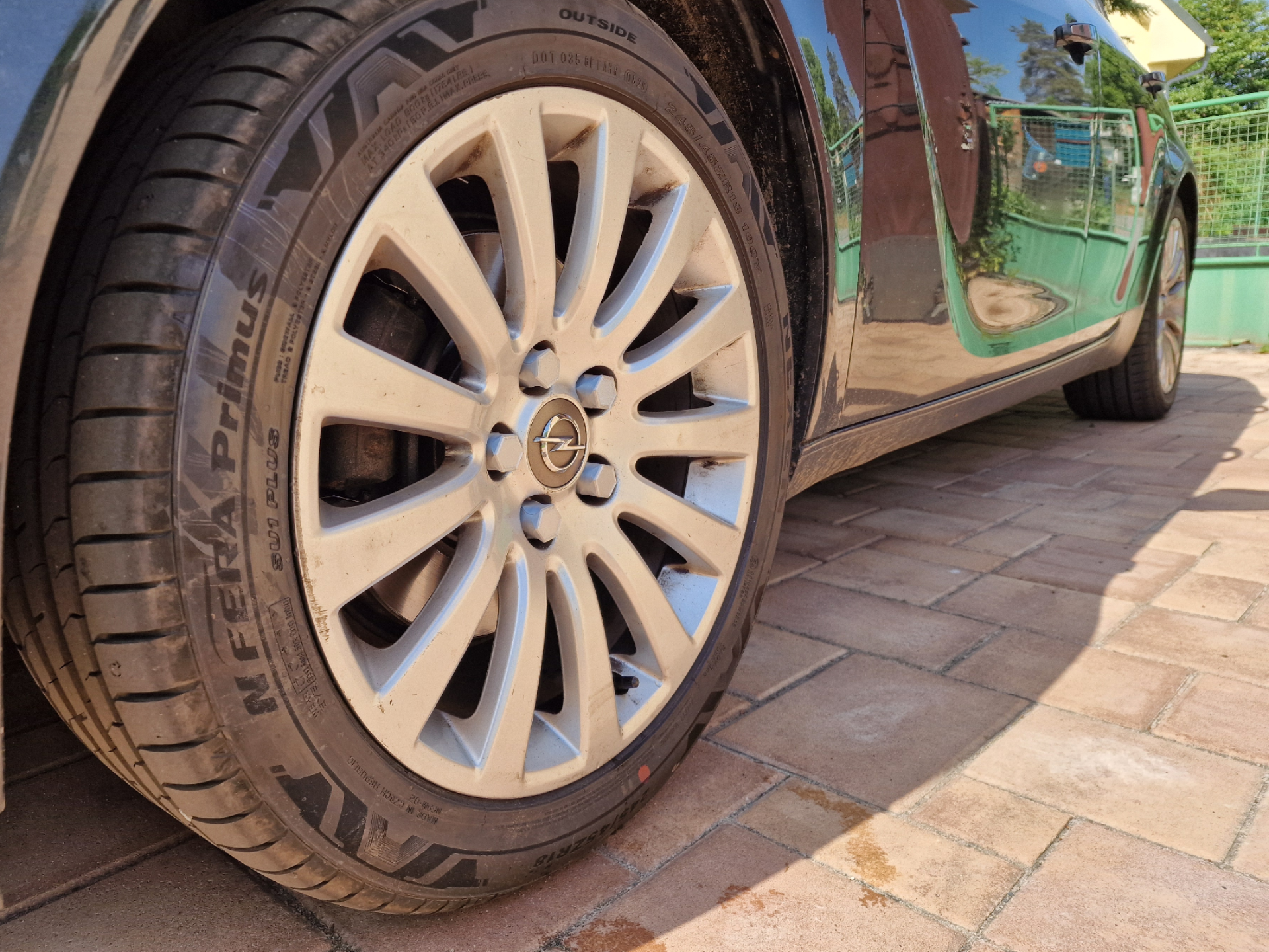 Hex Wheel Bolt Caps 19mm for 18" Wheels