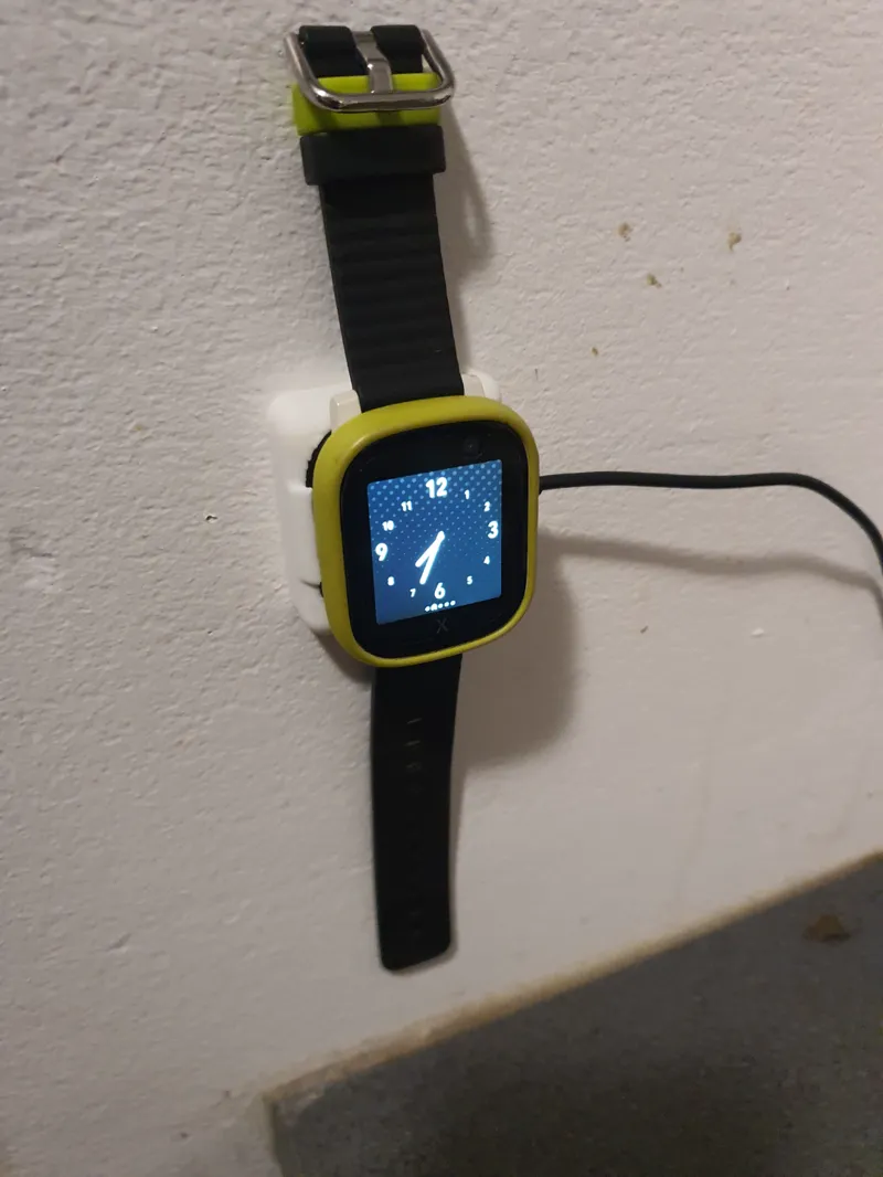 Xplora X6 charger Play wall mount