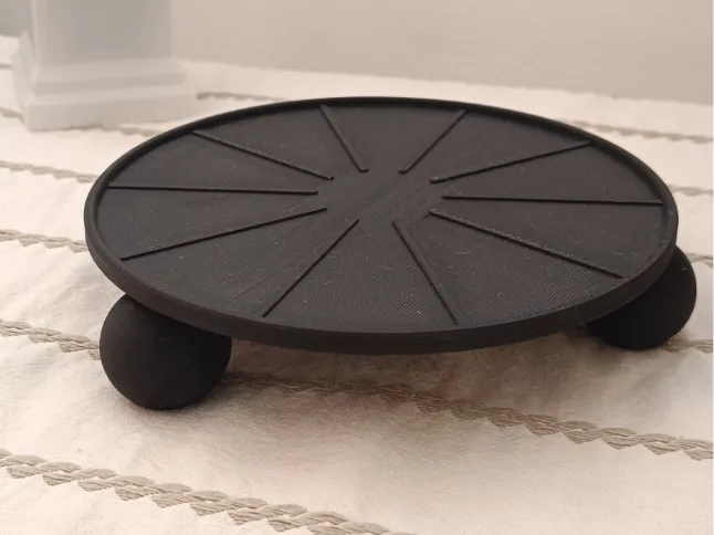 Planter / Pot Stand with water plate