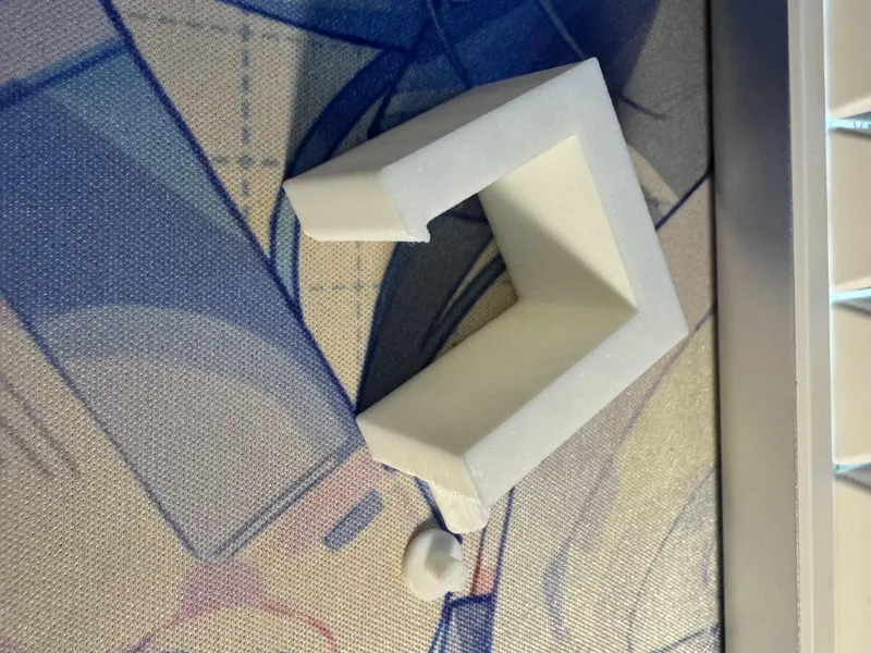 hanging clip for multiboard tiles