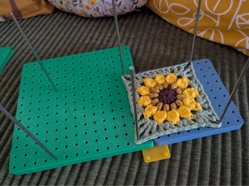 Crochet blocking boards for 3mm steel rod pins