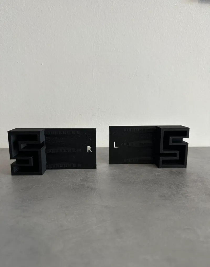 Anti-theft roller block