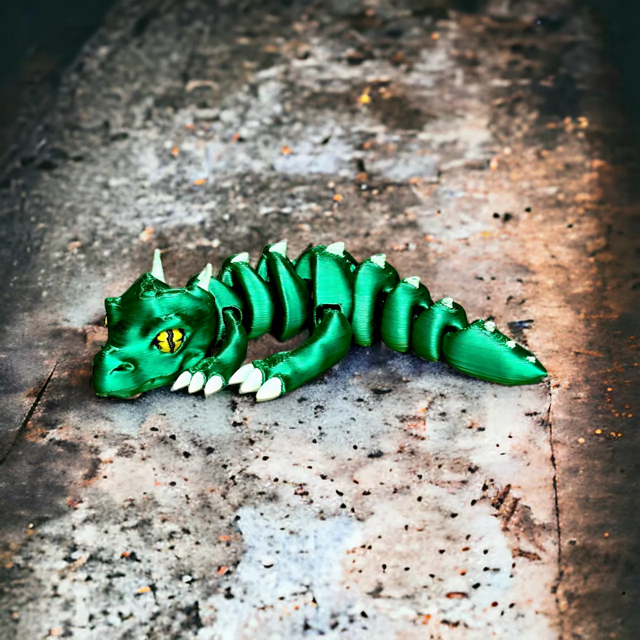 The Lizard-dragon evileye - flexible multi color - view 2