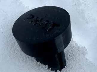 Jerrycan metal nozzle plug