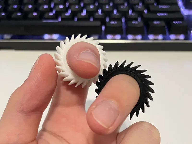 Tooth Grip Spinning Fidget Ring