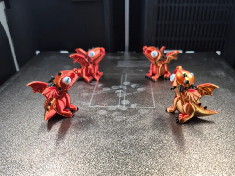 CUTE DRAGON KEYCHAIN
