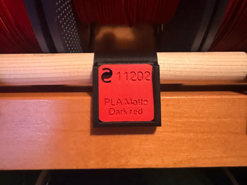 Filament swatch holder