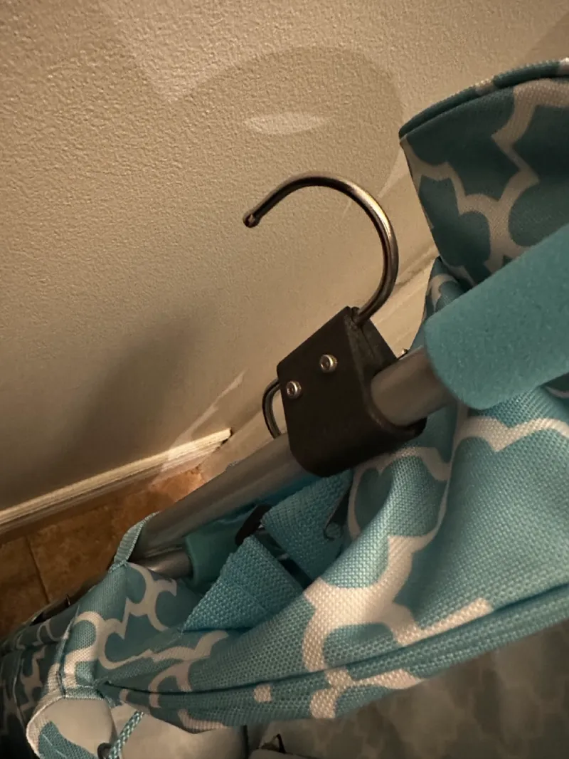 Shopping cart hook clip