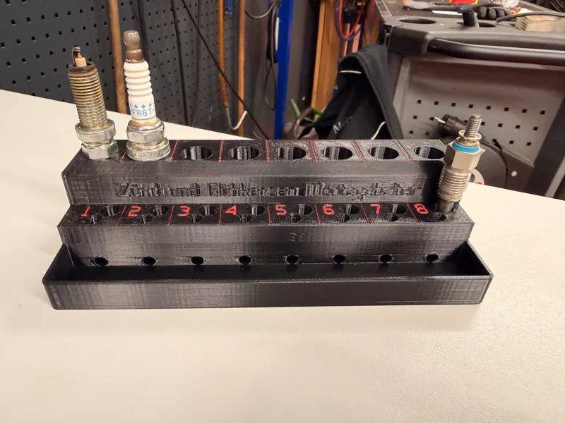Zündkerzenhalter ** Spark plug holder **