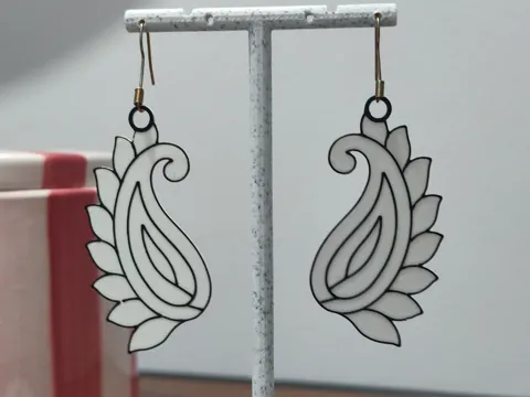 Pendientes: Aretes Swoosh of Paisley — referencia de MakerWorld