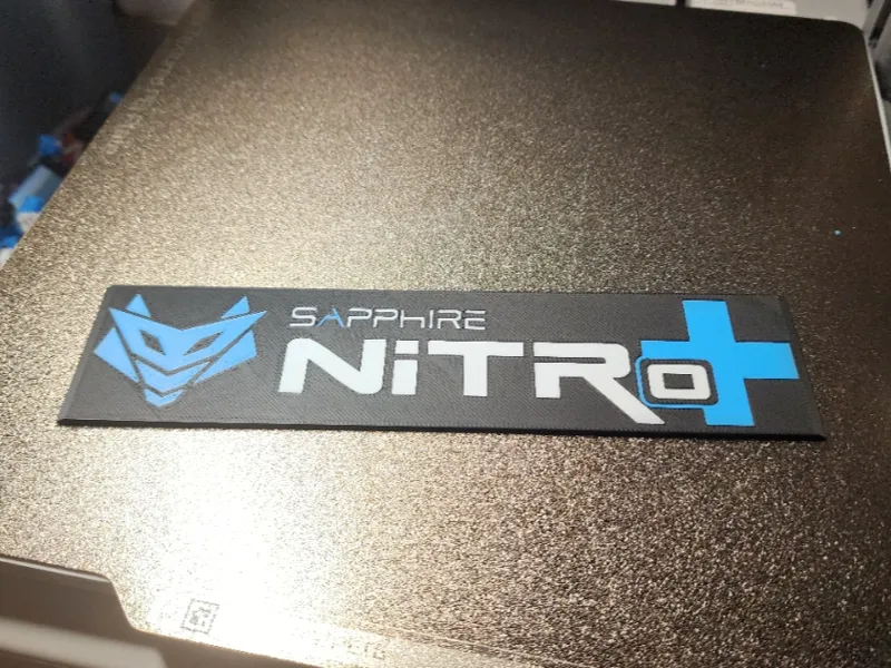 Thermaltake 300 front sapphire logo