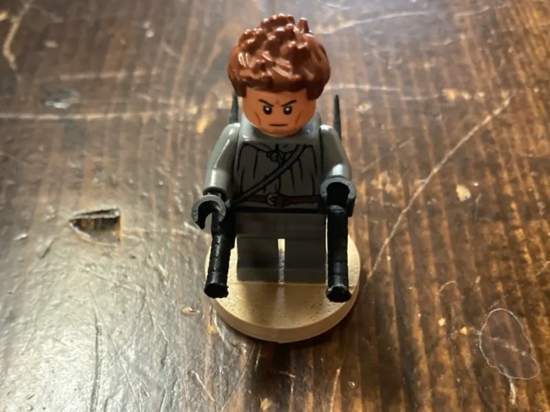 L ego minifigure stand 